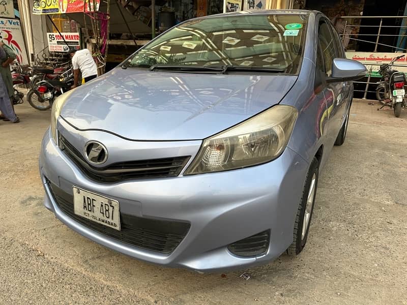 Toyota Vitz 2013/2016 0