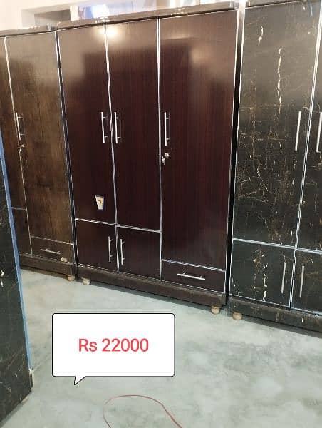 3 door wardrobe / Almari / cupboard / wooden Almari / furniture 4