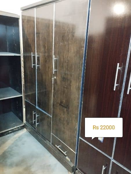 3 door wardrobe / Almari / cupboard / wooden Almari / furniture 5