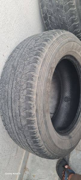 Tyres [Dunlop tyres -18 Inches-265-60-18] 3