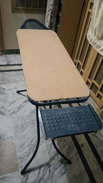 Foldable Imported Iron Stand 0