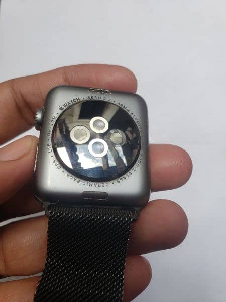 Apple watch series 3 cellular version 1