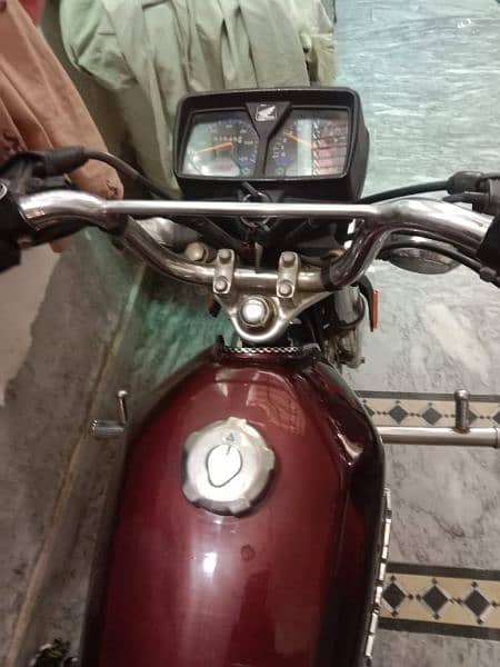 Honda 125 Salf Start 3