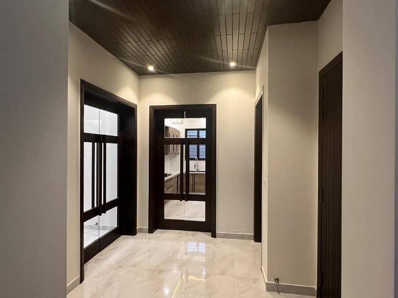 10 Marla Double Storey Double Unit Modern Stylish Owner Built Personal Construction House Available For Sale In Wapdatown Phase 2 Lahore By Fast Property Services Real Estate And Builders Lahore With Original Pics 5