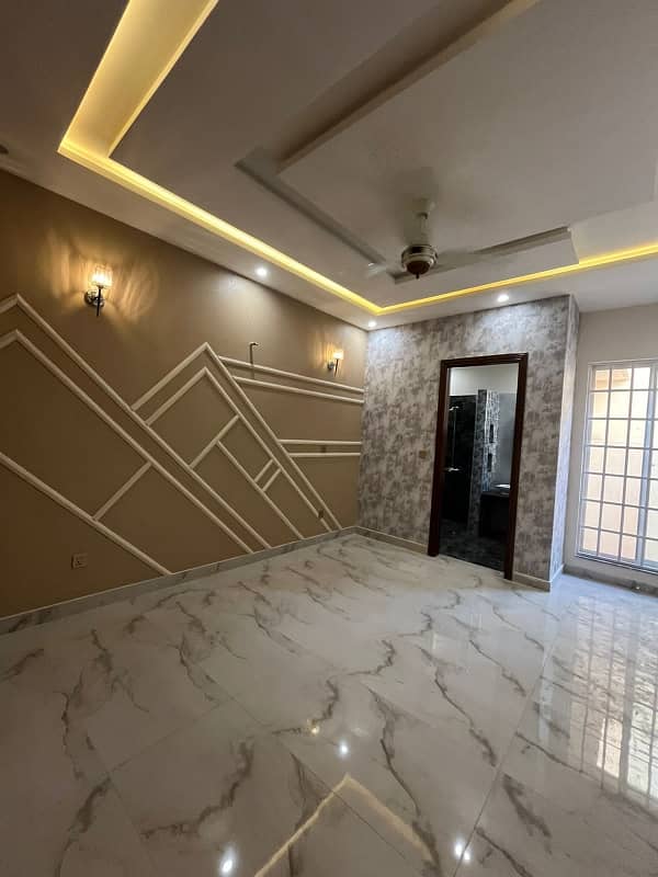 10 MARLA BRAND NEW VIP Luxury Modern Stylish Latest Accommodation Double Storey House Available For Sale In Faisal Town, Lahore With Original Pics Owner Built House. 46