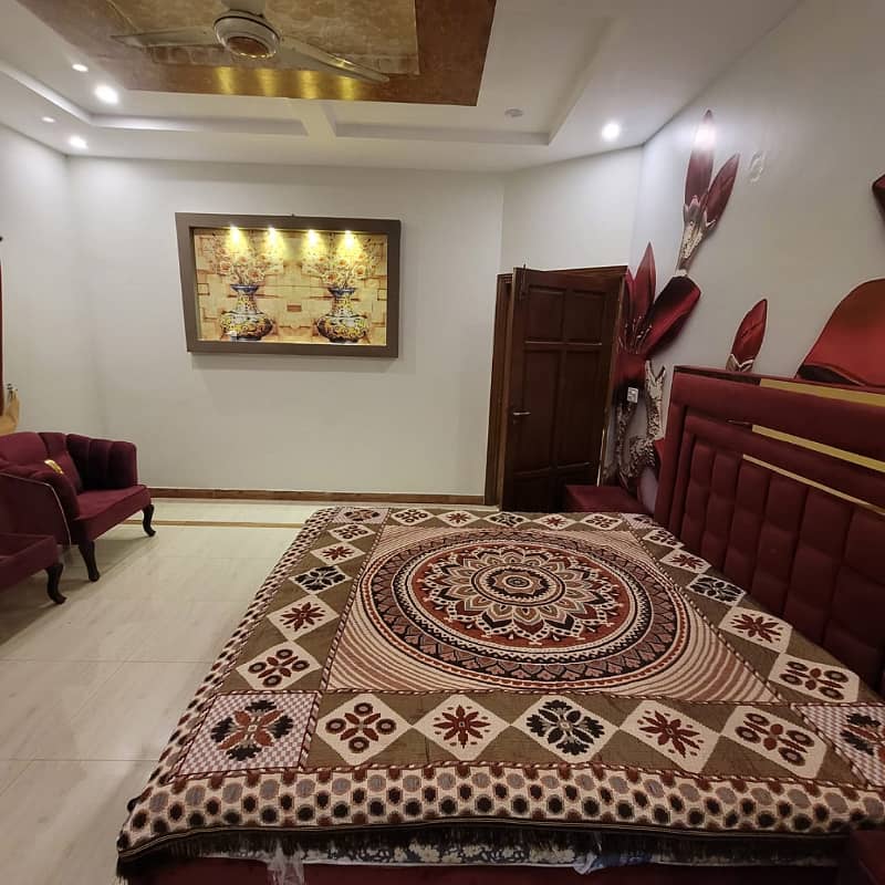 10 MARLA LIKE NEW LOWER PORTION AVAILEBAL FOR RENT IN BAHRIA TOWN LAHORE 12