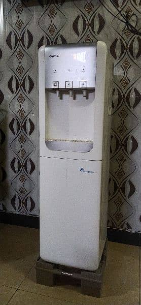 Gree water dispenser with stand 5