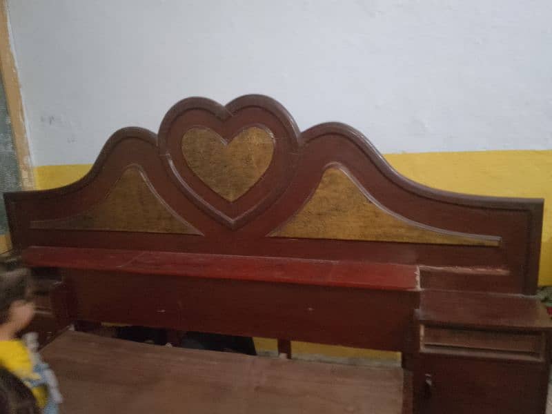 wooden bed 2