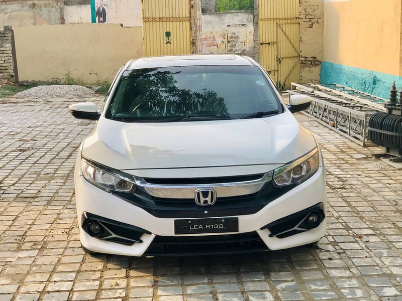 Honda Civic Oriel 1.8 i-VTEC CVT 2017 1