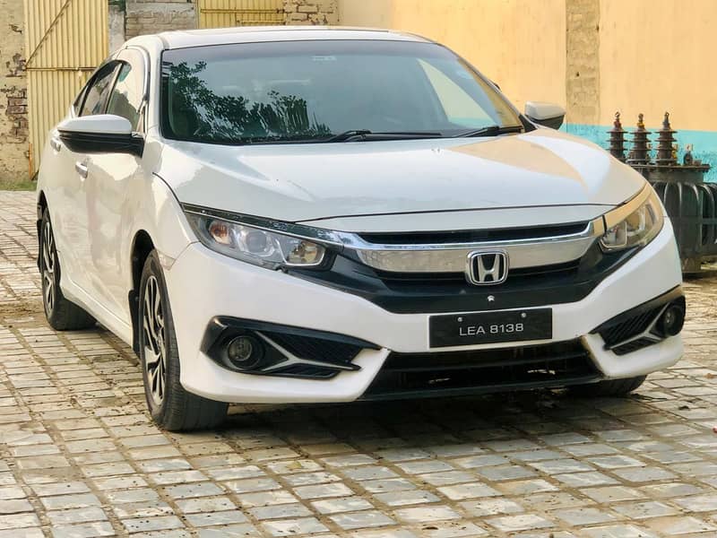 Honda Civic Oriel 1.8 i-VTEC CVT 2017 10