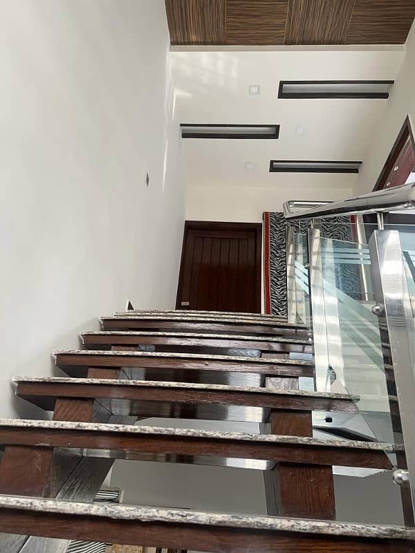 1 Kanal Full House Available For Rent In DHA Phase 7 Lahore 13