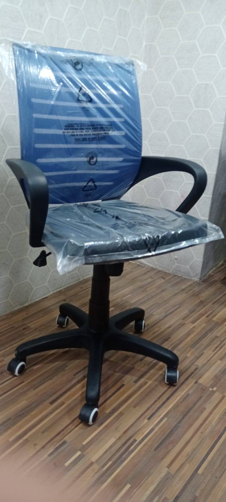 Adjustable Guaranteed Chair. 5