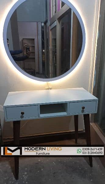 Modern Dressing Table round mirror with lights 1
