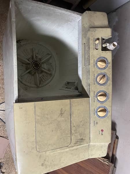 LG washing Machine and spinner 0