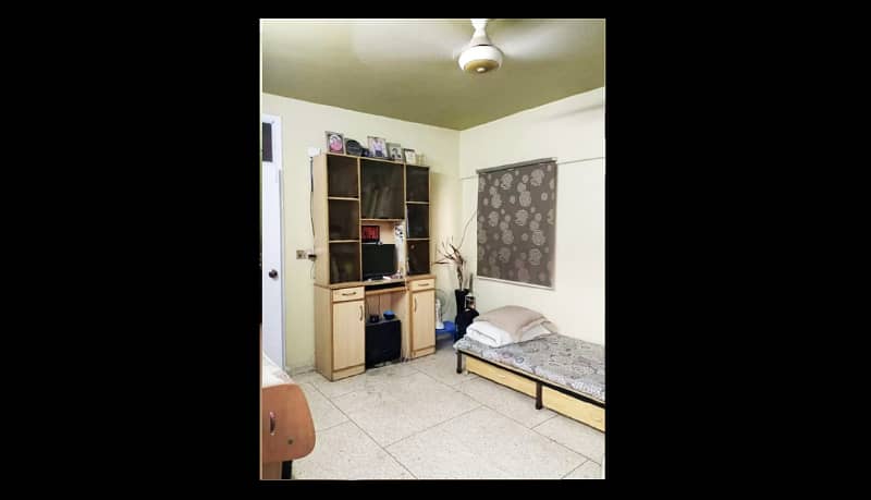 Shahra-e-Faisal, 880 Sq. ft, 2 Bed Apartment for Sale. 1