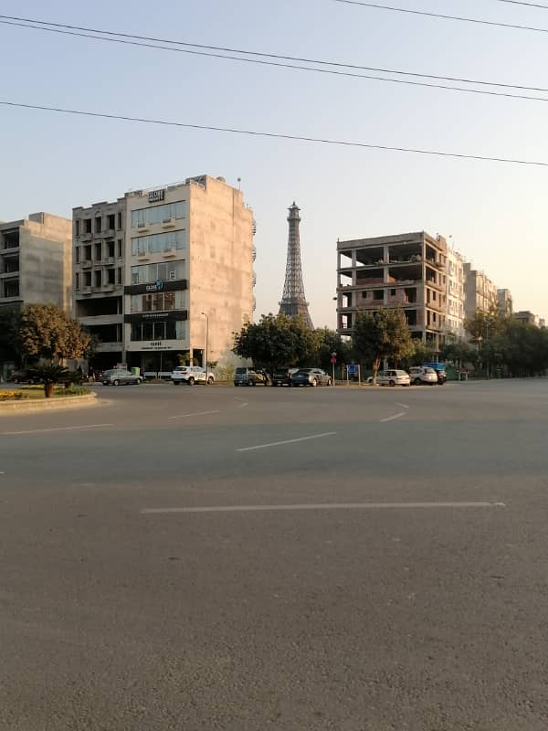 10 Marla, DOWN TOWN, CONSTRUCTION STARTED, Big Commercial Close To Eiffel Tower In Johar Block New Deal, 0