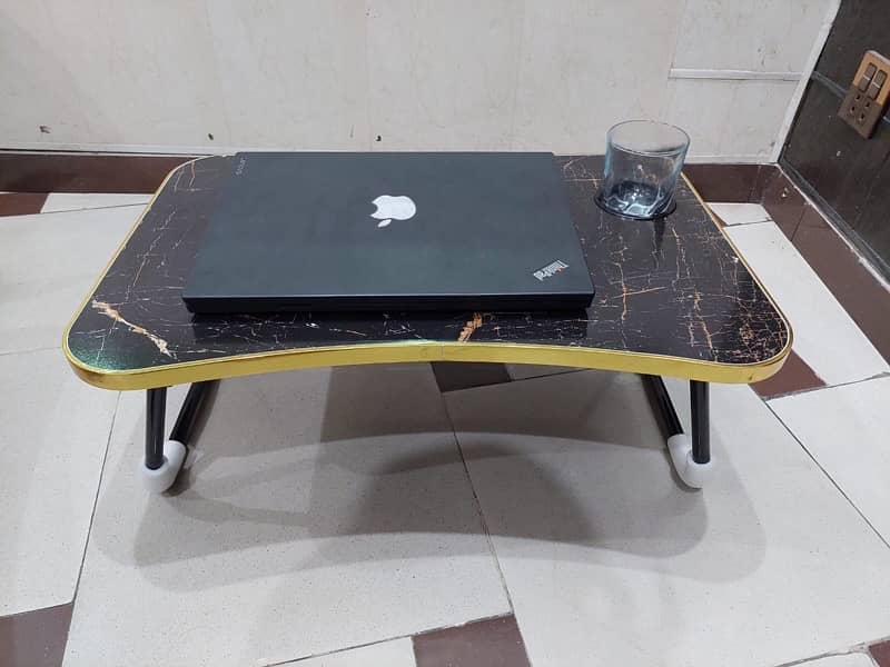 laptop tables 1