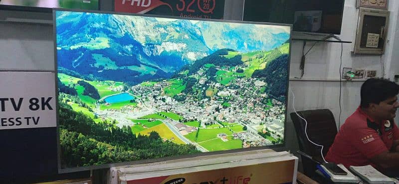 SAMSUNG 43,,INCH Q LED UHD MODEL,26000,NEW 03024036462 0