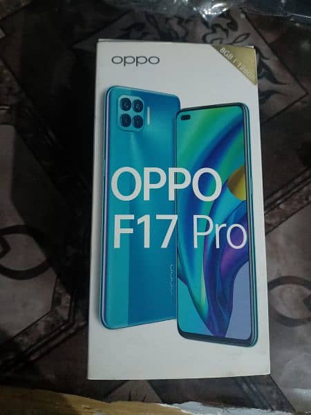 oppo F17 ,8/256 4