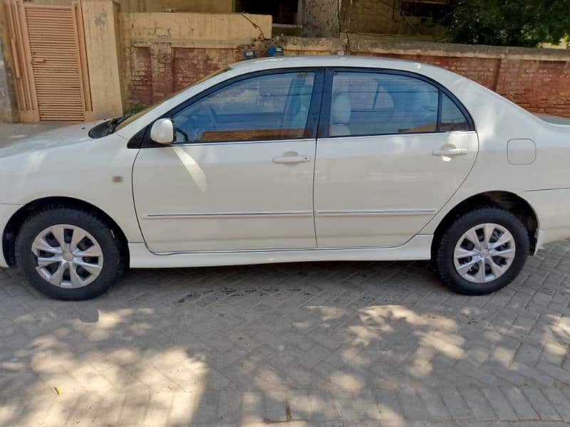 Toyota Corolla Altis 1.8 [2005] model 9