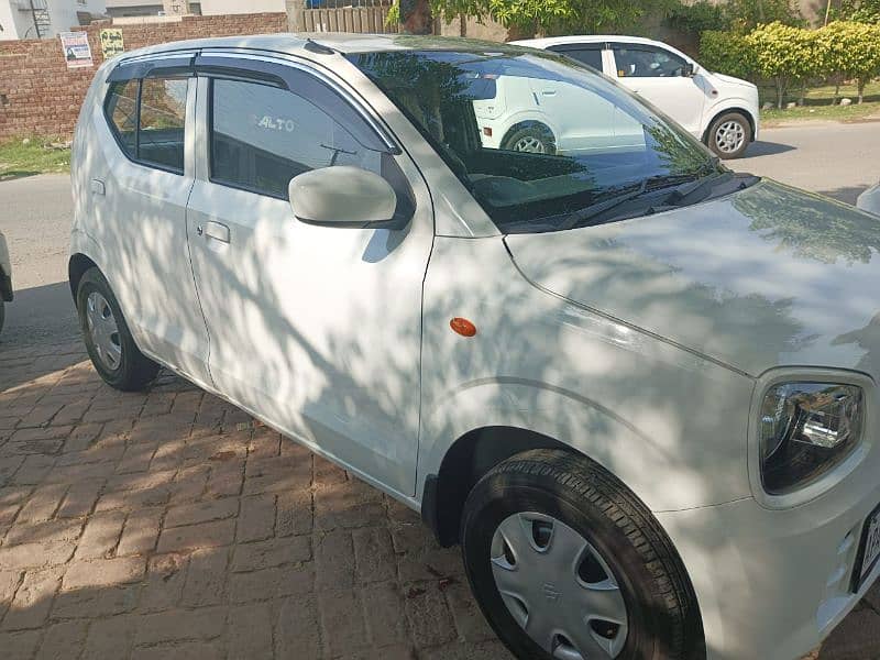 Suzuki Alto AGS VXL with new Bridgestone tyres. 10