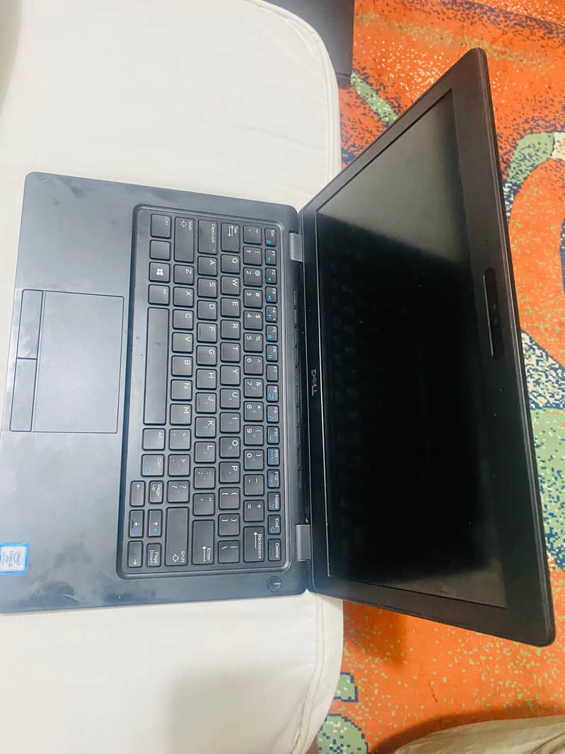 Dell latitude 5290 | Core i5-8350U 8thgen vPro | 256gb SSD | 16gb RAM 4