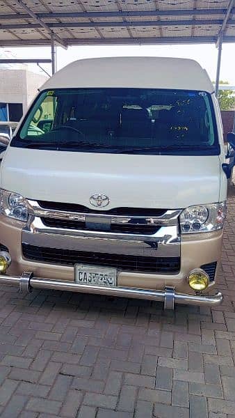 Grand cabin Hiace like new 0