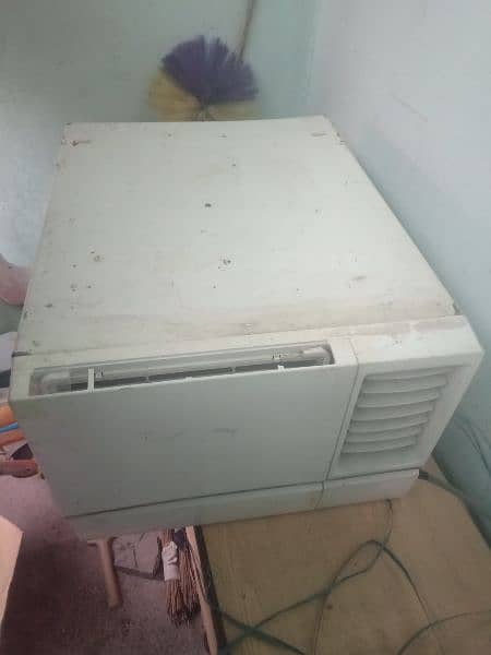 Toshiba Window Ac 1