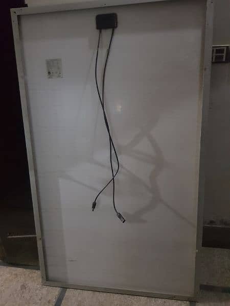 260w 4 pice solar panel for Seal good condition 1