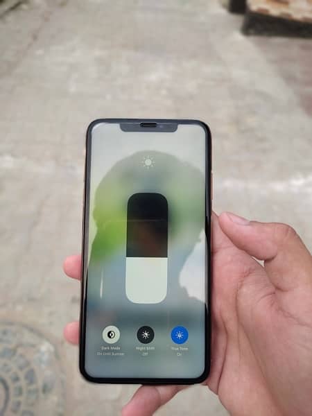 iPhone xs max   urgent sale 6