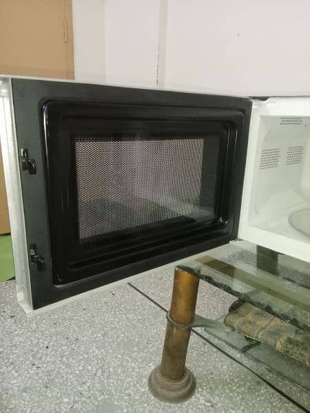 dawlance2in1  new condition microwave for sale 2