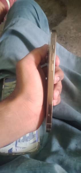 iPhone 12 Pro factory unlock non pta with box 0