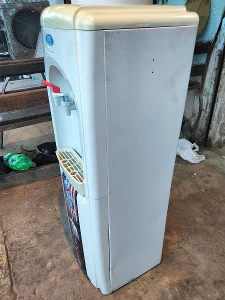 water Dispenser 03069710512 1