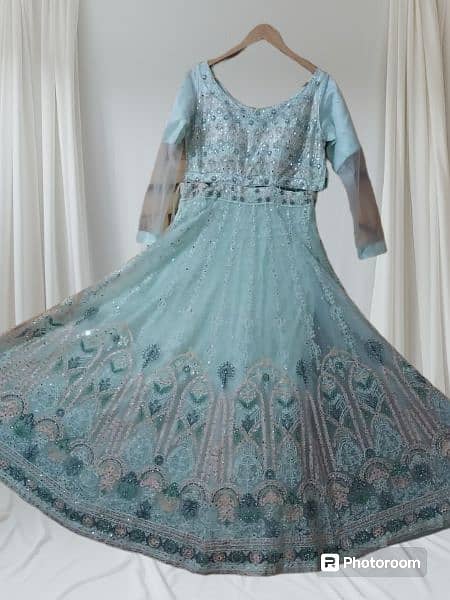 Indian formal lehnga 3 pcs with dopata and choli pistachue color 1