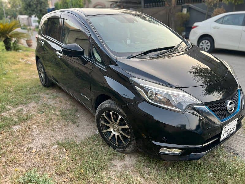 Nissan Note E Power 2017 1