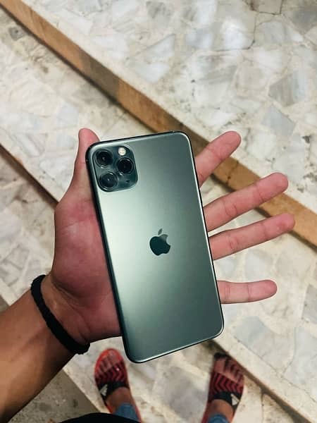 iphone 11 pro max 1