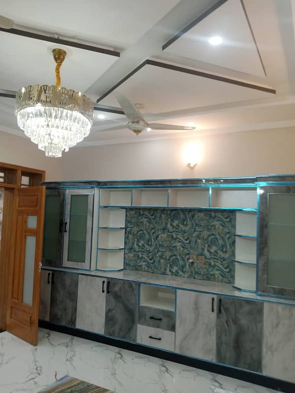 35*70 upper portion For Rent in G 13 Islamabad 4