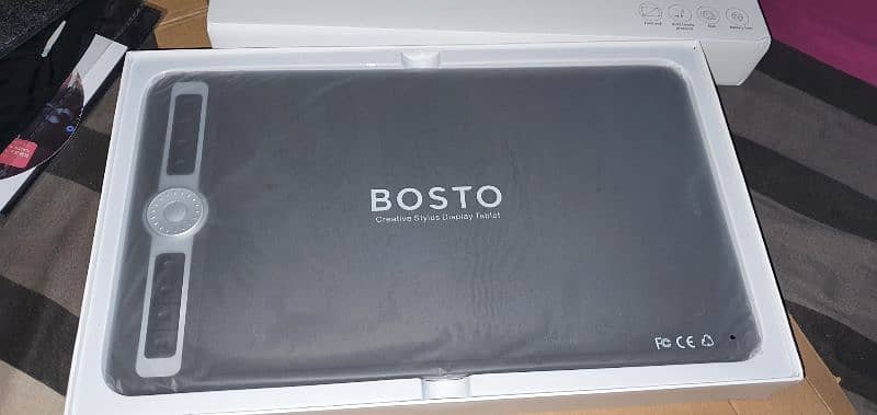 Bosto T1060 graphic tablet, only box opened 7