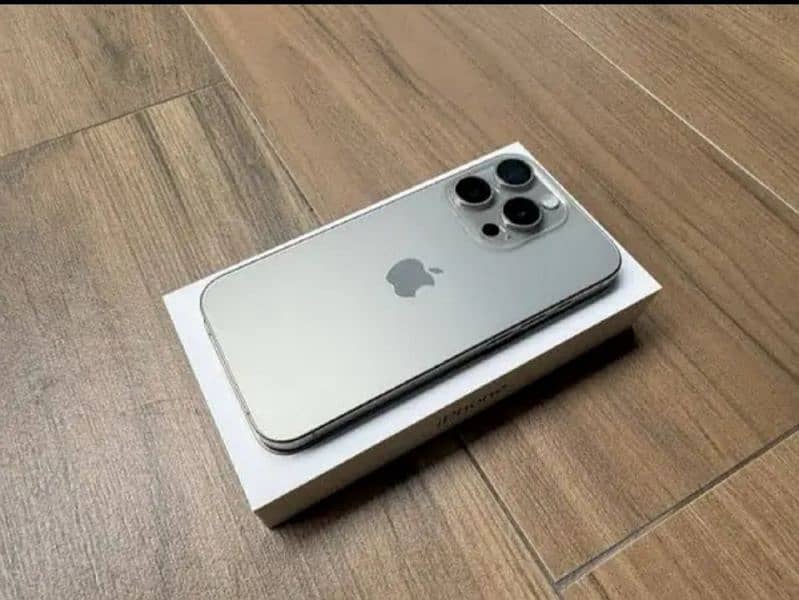 iphone 15 pro max 256GB 1