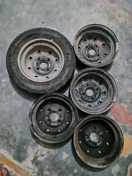 12 inch wheels rims 5 piecefor sale 1