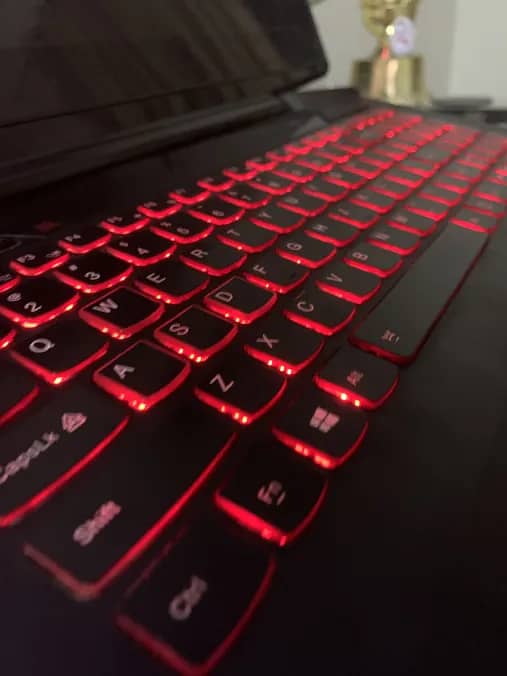 Lenovo Y700 Gaming Laptop For Sale 2