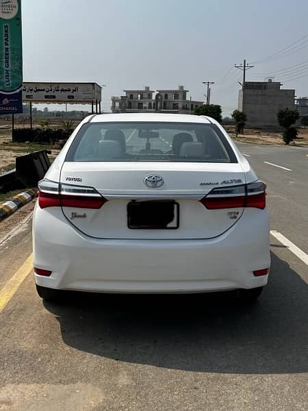 Toyota Altis Grande 2018 1