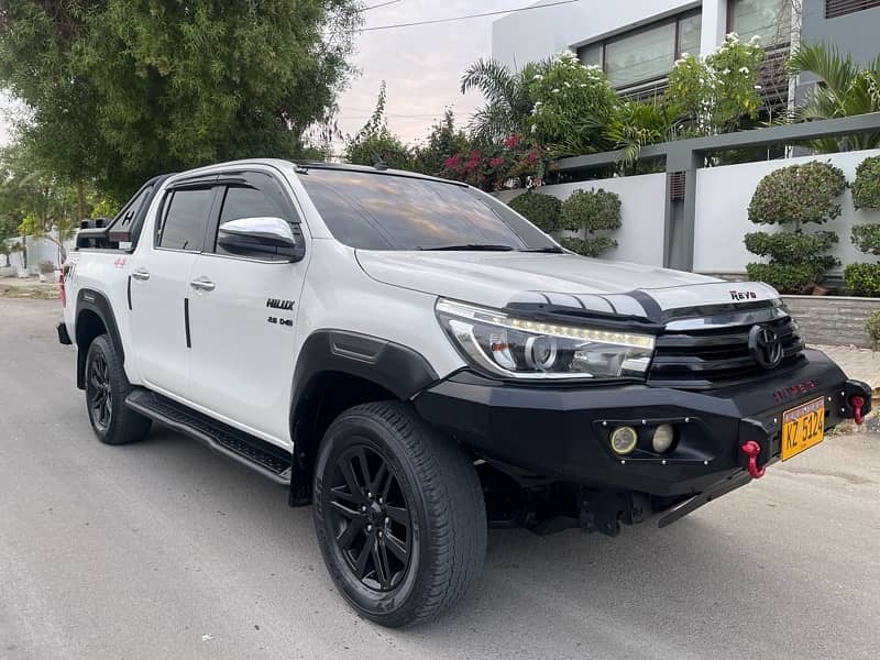 Toyota Hilux 2021 Top Of The Line Brand New 1 Hand 0