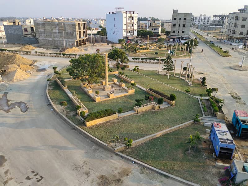 200 Sq Yards Plot For Sale In Falaknaz Dreams 0