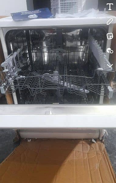 Whirlpool Dishwasher Brand New Imported 4