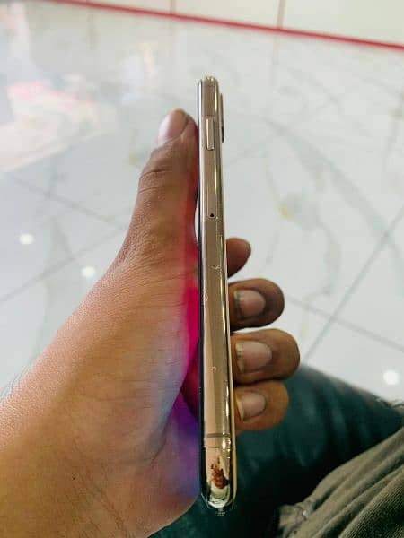 I phone xs max 2