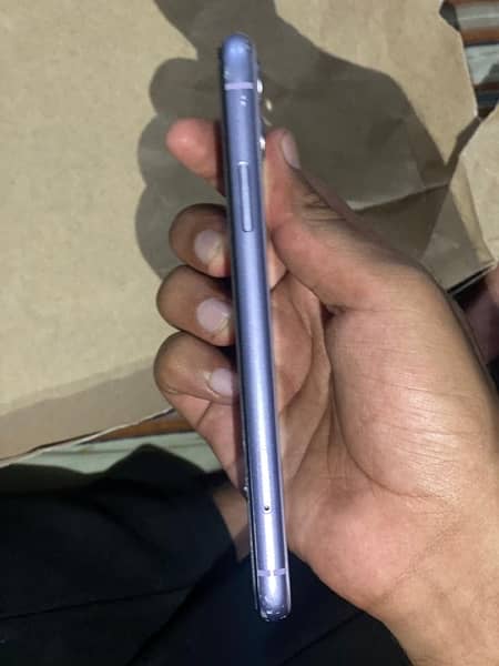 iPhone 11 used in purple 2