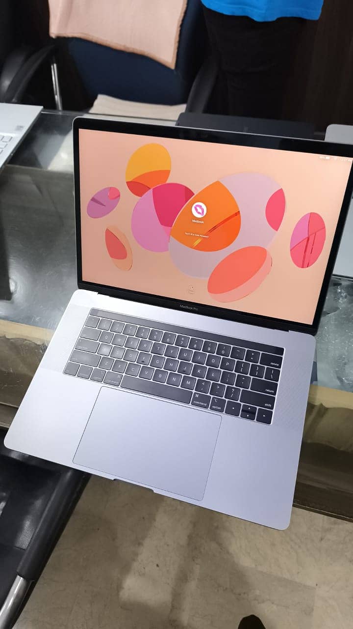 MacBook pro 2019 Core i9 1