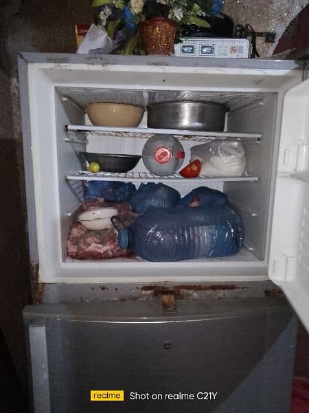 dowlance refrigerator  working 0