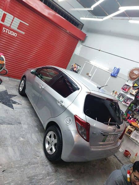 toyota vitz 2011/2014 5